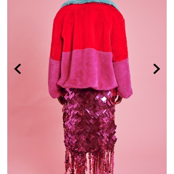 Gorgeous Jayley Collection faux fur oversized coat - Picture 4 of 9